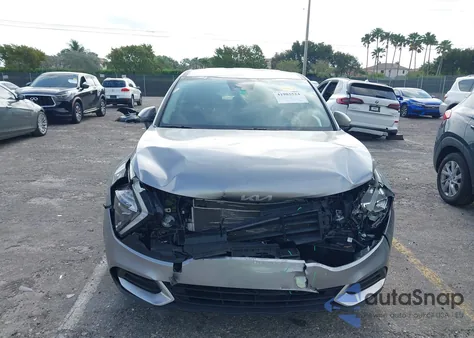 2023 Kia Sportage Lx z USA, uszkodzony, nr VIN KNDPU3AF4P7034046